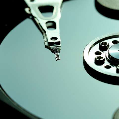 Software para la eliminación de datos de discos duros (Imagen de manseok Kim en Pixabay)