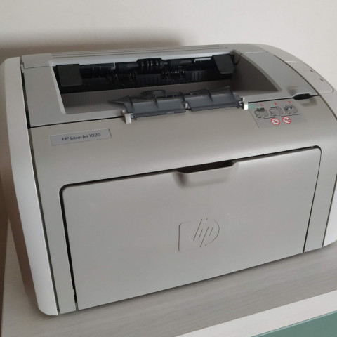 Cómo arreglar el error de carga de papel en la impresora HP LaserJet 1020