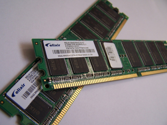 Tecnologías de la memoria RAM (Imagen de 272447 en Pixabay) Tecnologías de la memoria RAM (Imagen de 272447 en Pixabay)