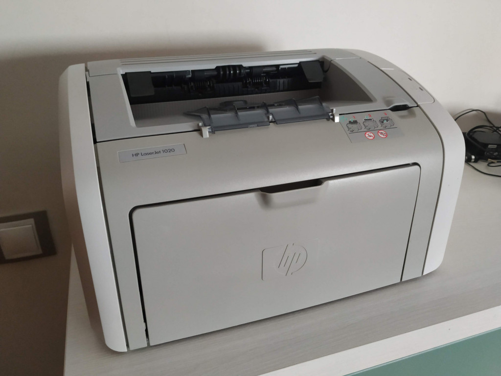 Cómo arreglar el error de carga de papel en la impresora HP LaserJet 1020